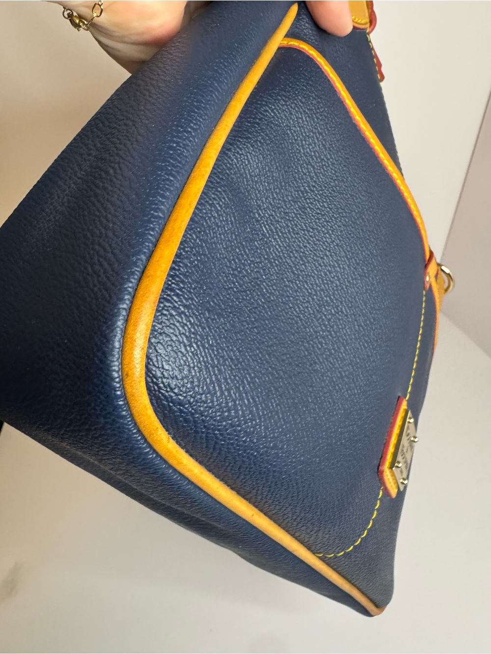 #368 Dooney & Bourke Kimberly Pebble Grain Small Shoulder Bag - Picture 10 of 17